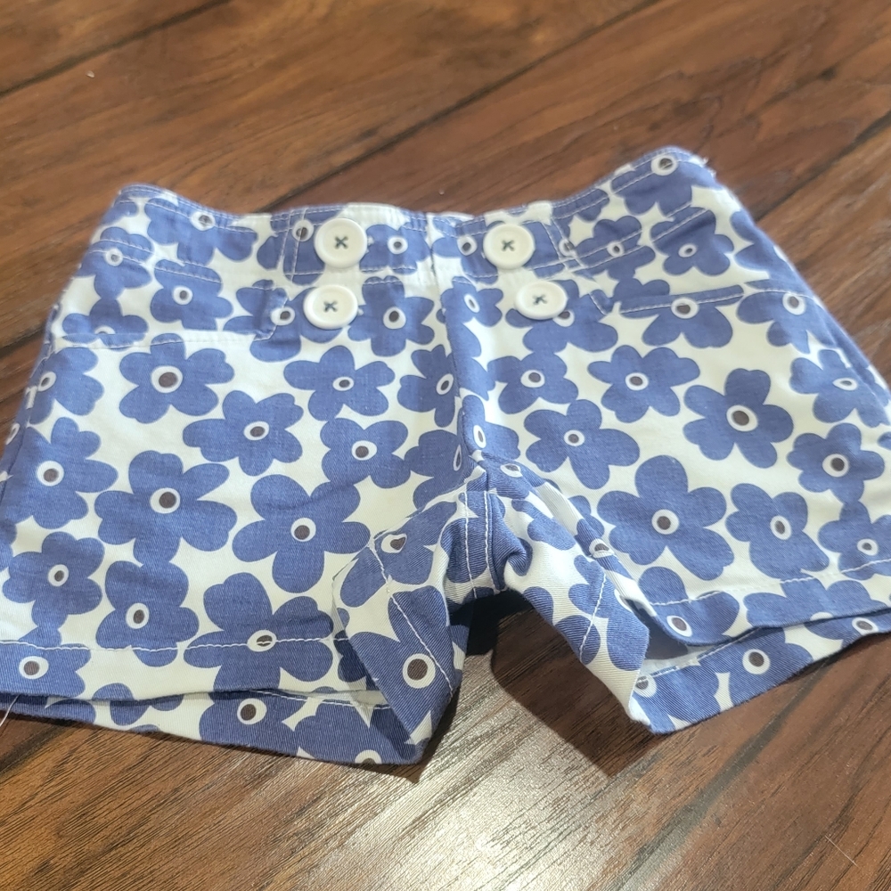 Mini Boden Blue and White Floral Cotton Shorts - Picture 2 of 9